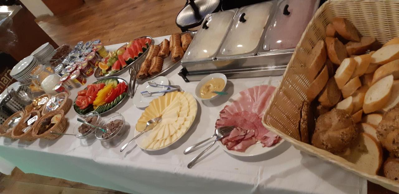 Hotel Koruna 프라차티체 외부 사진